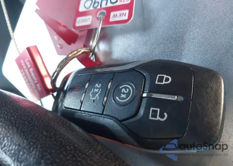 2017 Ford Explorer Platinum из США, поврежденный, VIN 1FM5K8HT6HGC05799